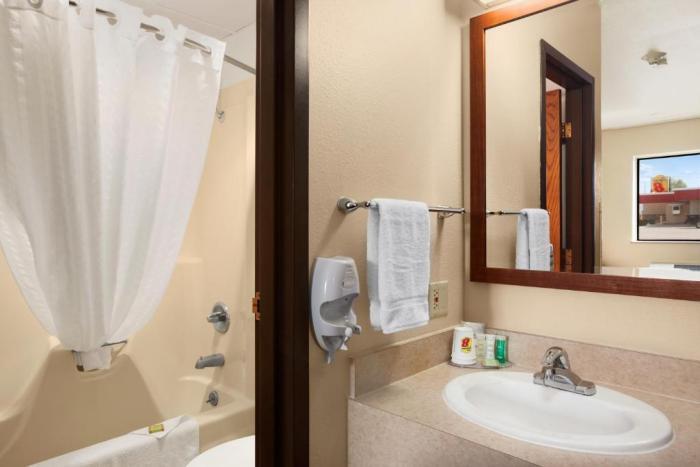 Super 8 By Wyndham Columbus Ξενοδοχείο Δωμάτιο φωτογραφία