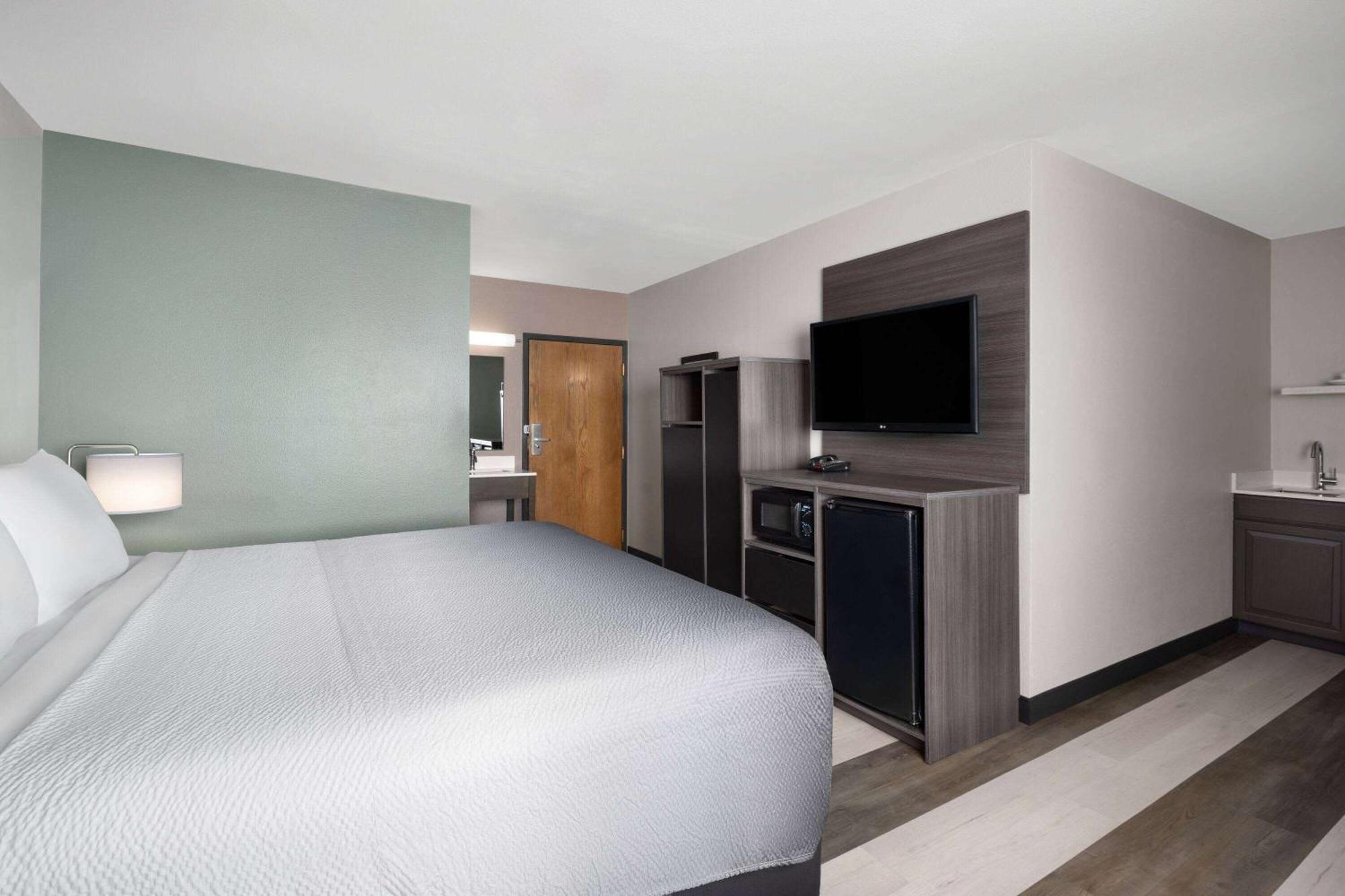 Super 8 By Wyndham Columbus Ξενοδοχείο Εξωτερικό φωτογραφία