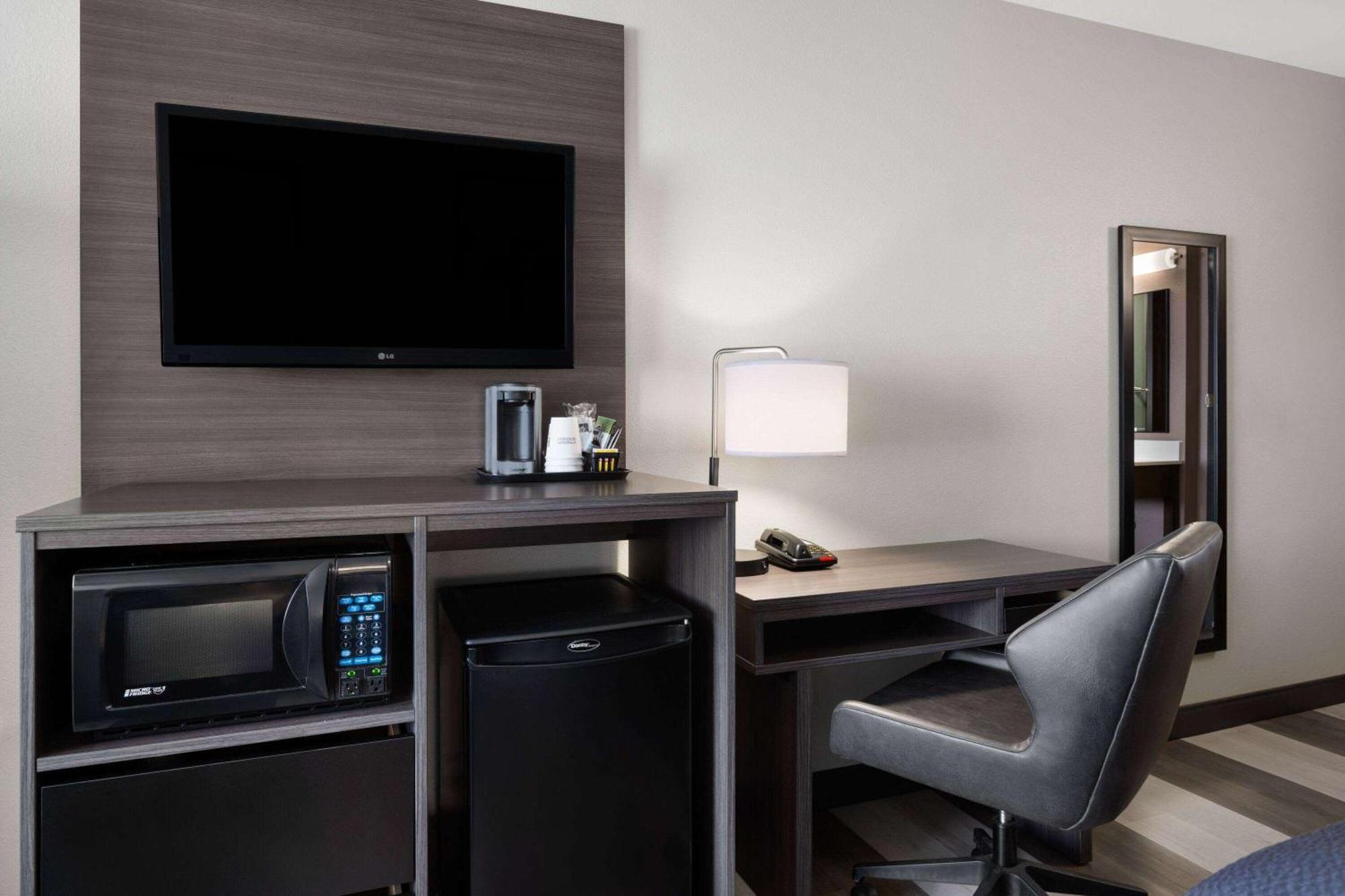 Super 8 By Wyndham Columbus Ξενοδοχείο Εξωτερικό φωτογραφία