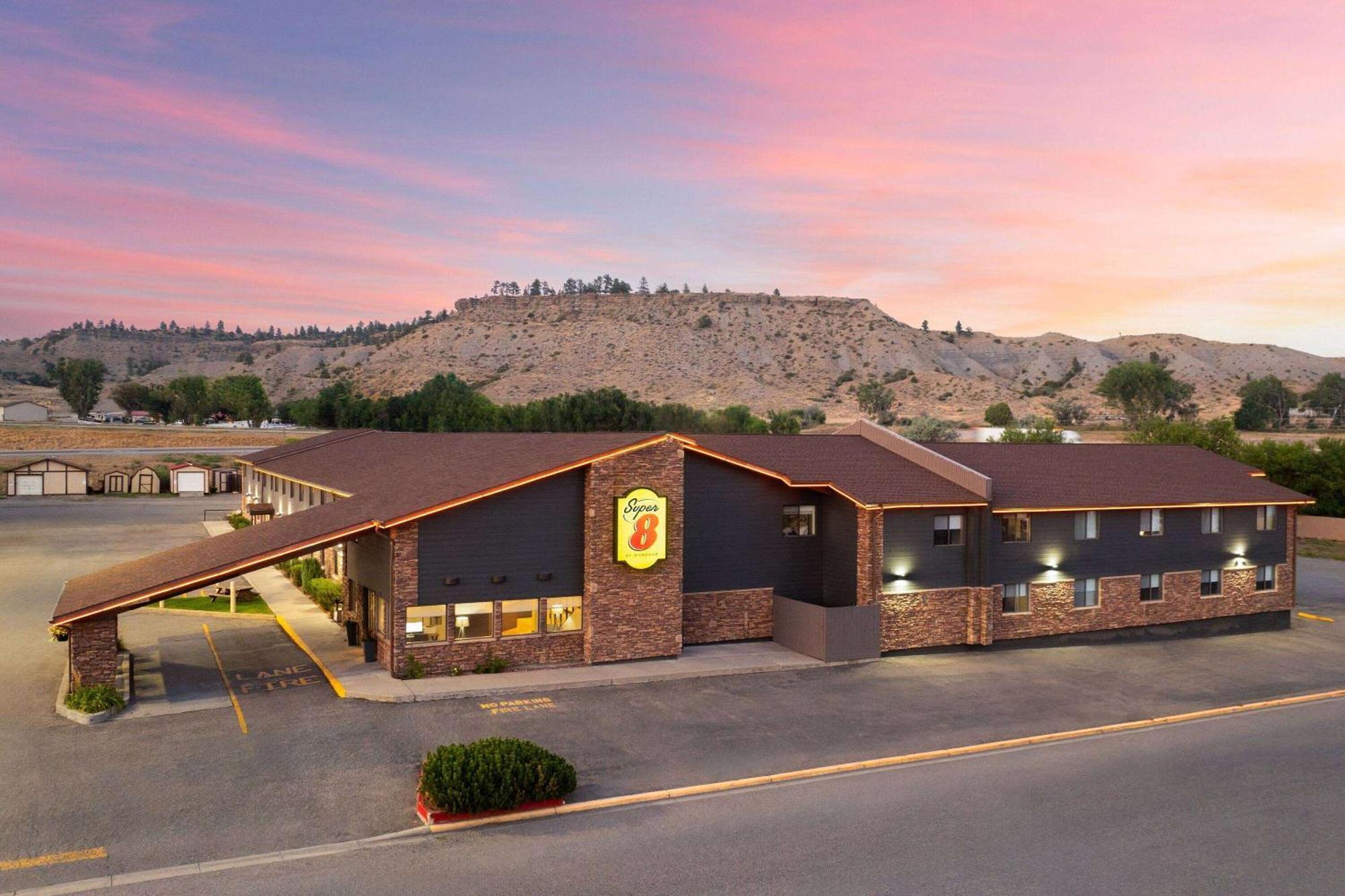 Super 8 By Wyndham Columbus Ξενοδοχείο Εξωτερικό φωτογραφία